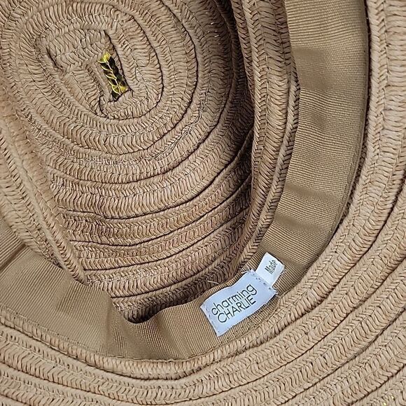 CHARMINGĀ CHARLIEāSun Hatā - Picture 3 of 3